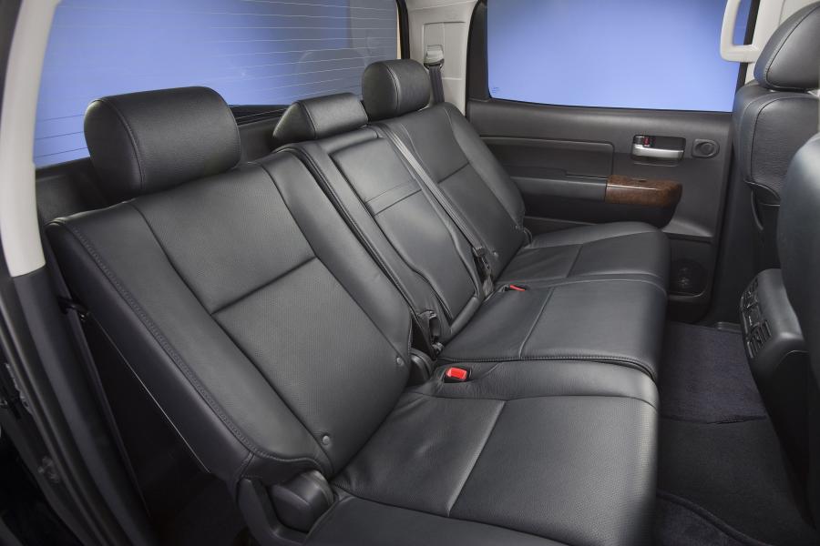  Toyota Tundra CrewMax Platinum Package 2010 года  (фото 8 из 32)